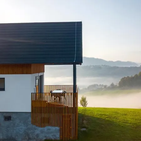 Strtenica In The Vineyard * Pristava pri Mestinju