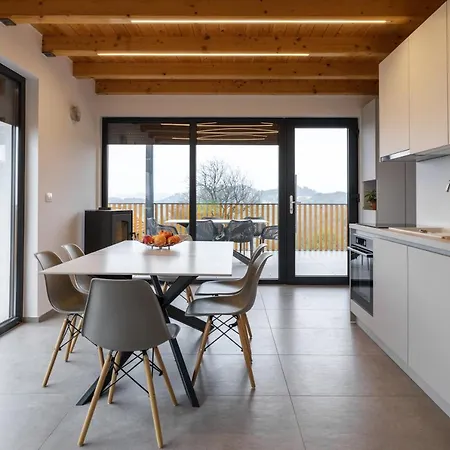 Strtenica In The Vineyard