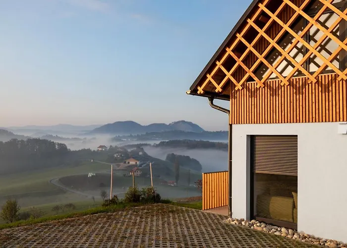 Holiday home Strtenica In The Vineyard