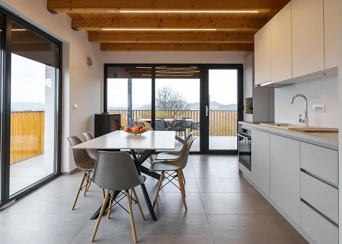 Strtenica In The Vineyard