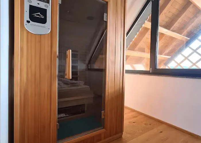 Strtenica In The Vineyard Pristava pri Mestinju